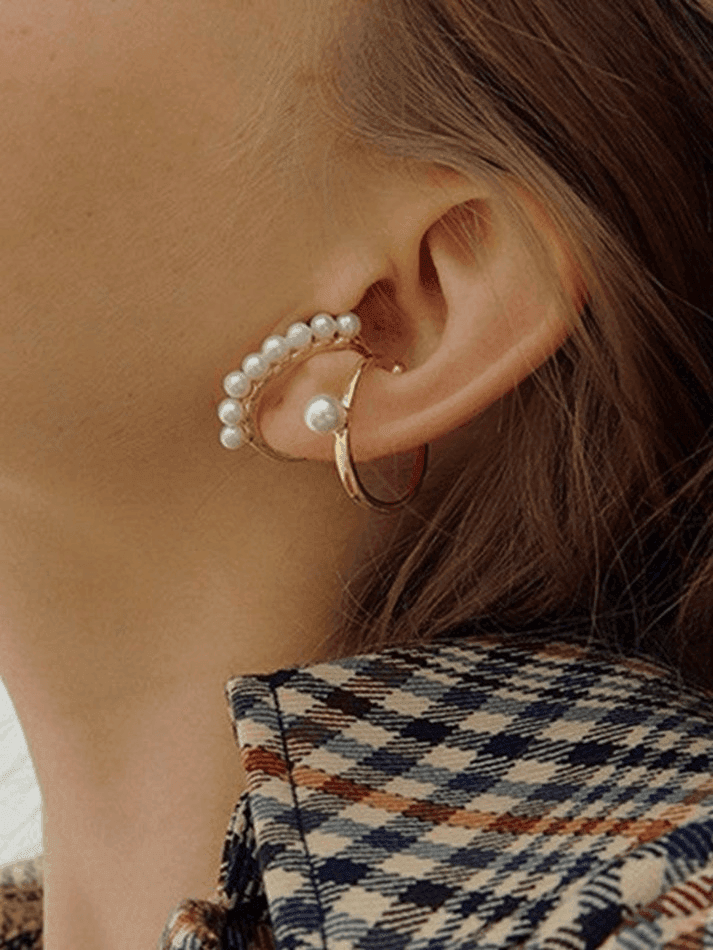 2pcs Faux Pearl Decor Cuff Earring