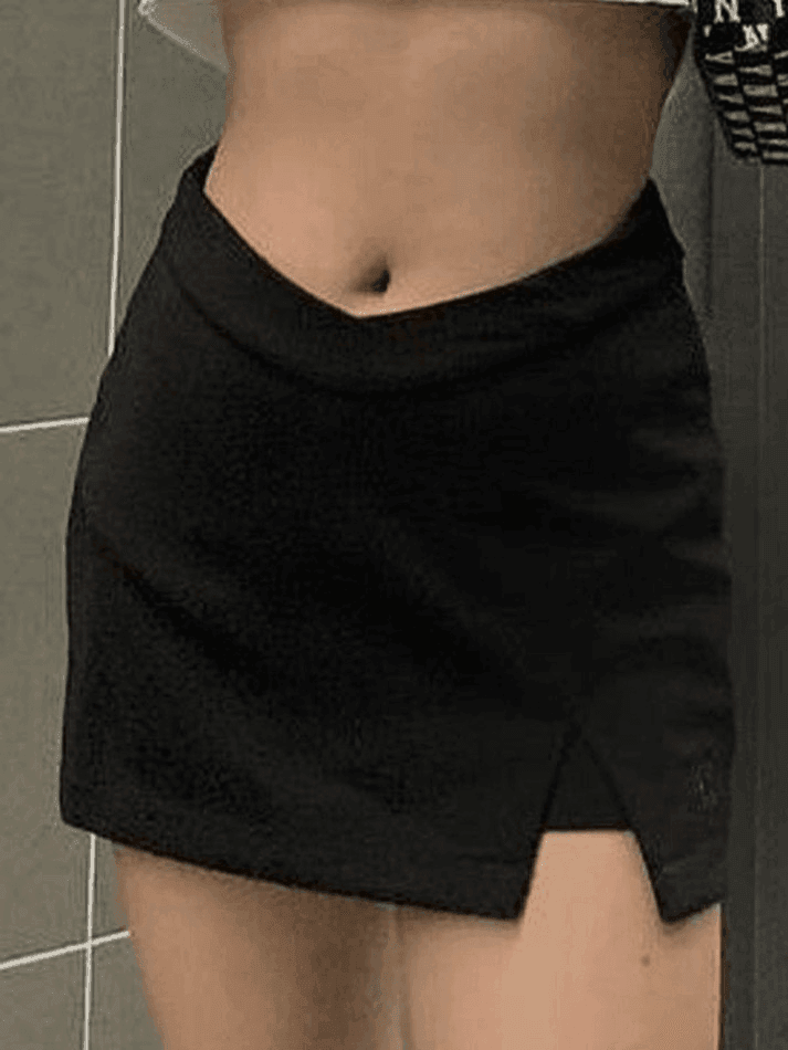 Lined Detail Split Cargo Mini Skirt