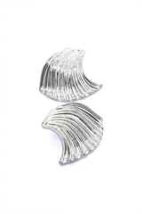 Shell Design Earrings