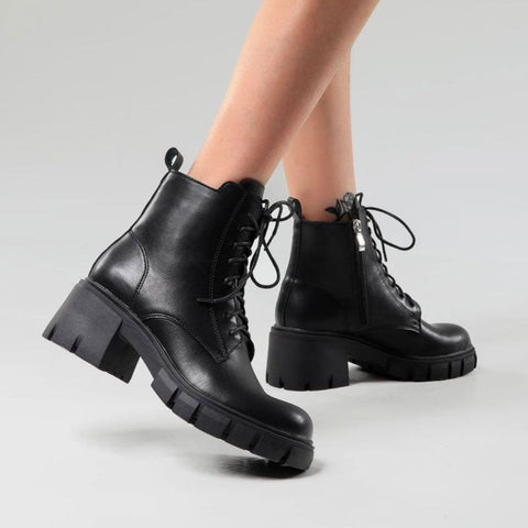 Military Round Toe Block Heel Lug Sole Lace Up Combat Boots - Black